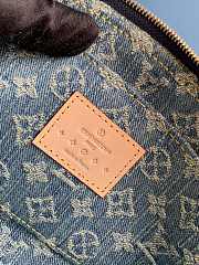 Louis Vuitton Pochette Cosmétique PM Size 19 x 12 x 6 cm - 2