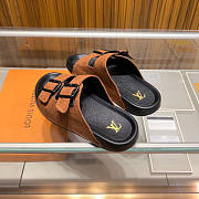 Louis Vuitton Men Slippers  - 6