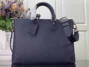 Louis Vuitton Slim Briefcase NV Taiga Leather M30978 Blue Size 40 x 29 x 4 cm - 1