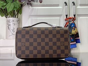 Louis Vuitton Zippy Wallet XL M61506 Size 22 x 12 x 4 cm