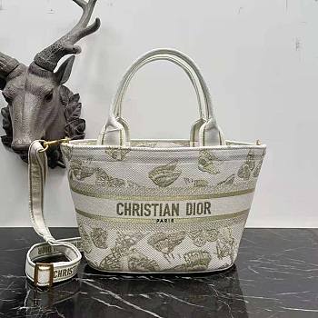Dior Basket Bag White and Gold-tone Gradient Butterflies Embroidery Size 27 x 20 x 8 cm 