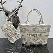 Dior Basket Bag White and Gold-tone Gradient Butterflies Embroidery Size 27 x 20 x 8 cm  - 3