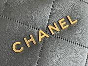 Chanel Hobo Bag in Fur Black Size 35 x 37 x 7 cm - 3