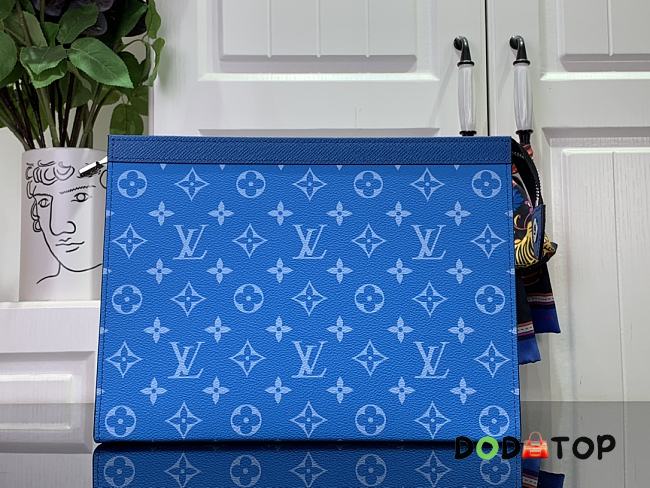 Louis Vuitton Pochette Voyage Medium Blue M83099 Size 27 x 21 x 5 cm - 1