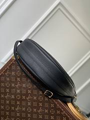 Louis Vuitton Loop Hobo Monogram Empreinte Leather M46725 Size 38 x 26 x 10 cm - 3
