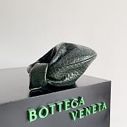 Bottega Veneta Jodie Handbag Mini Bag Dark Green Size 23 x 15 x 5 cm - 4