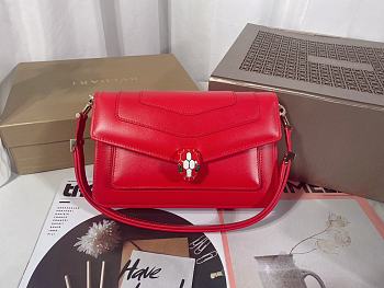 Bvlgari Serpenti Serpenti Forever East-West Red Size 22 x 15 x 4.5 cm