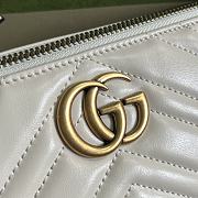 Gucci GG Marmont Shoulder Bag Gold White Size 23 x 12 x 10 cm - 4