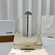 Jacquemus Bisou White Bag Size 27 x 11 x 3 cm - 1