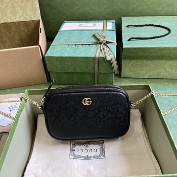 Gucci GG Marmont Super Mini Shoulder Bag Black Size 11 x 18.5 x 4 cm