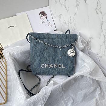 Chanel Denim 22 Bag With Pearl Size 19 x 20 x 6 cm 