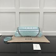  Gucci Horsebit Chain Medium Shoulder Bag Blue Pearl Size 38 x 15 x 16 cm - 5
