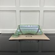 Gucci Horsebit Chain Medium Shoulder Bag Green Pearl Size 38 x 15 x 16 cm - 6