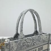 Dior Mini Book Tote Bag With Strap Gray Size 21.5 x 13 x 7.5 cm - 3