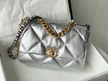 Chanel 19 Flap Bag Silver Size 16 x 26 x 9 cm