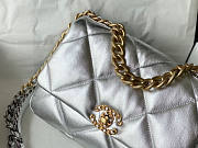 Chanel 19 Flap Bag Silver Size 16 x 26 x 9 cm - 3