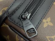 Louis Vuitton LV Trail Messenger Bag M46972 Size 31 x 22 x 11 cm - 2