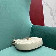 Gucci Marmont Half Moon White Bag Size 21.5 x 11 x 5 cm - 5