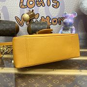 Louis Vuitton Dauphine Soft MM M25048 Orange Size 24 x 17 x 9 cm - 2
