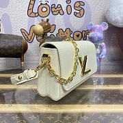 Louis Vuitton Twist West Epi Leather White Size 23.5 x 12 x 7 cm - 6