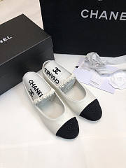 Chanel White Flats (No Sock) - 1