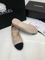 Chanel Beige Flats (No Sock) - 5