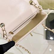 Chanel Flap Bag Off White Lambskin Gold Hardware Size 20 cm - 4