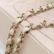 Chanel Flap Bag Off White Lambskin Gold Hardware Size 20 cm - 3