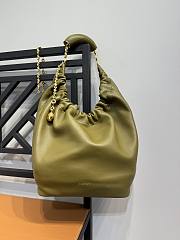 Loewe Medium Squeeze Bag Green Size 34 x 33 x 13.5 cm - 1