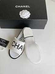 Chanel Slides 01 - 5