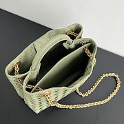 Bottega Veneta Small Andiamo Green Chain Bag Size 25 x 22 x 10.5 cm - 6