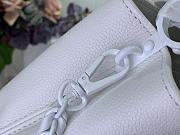 Louis Vuitton LV Capucines East-West Mini M23955 White Size 22 x 12 x 8 cm - 2