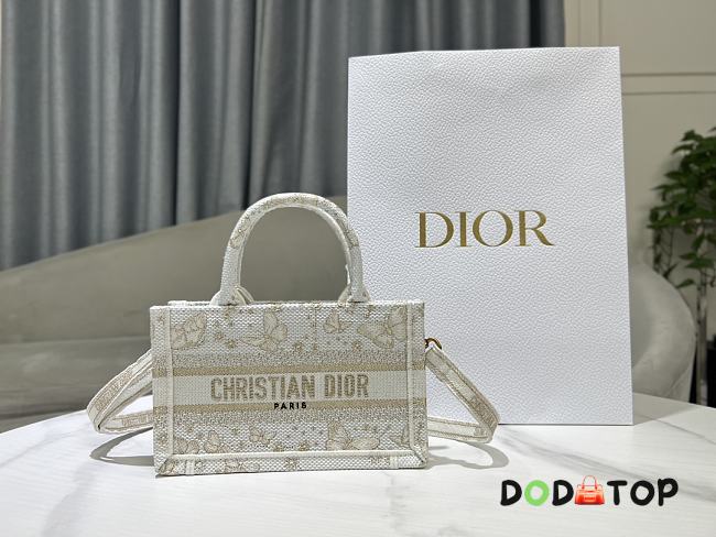 Dior Mini Golden Butterfly Tote Size 21.5 x 13 x 7.5 cm - 1