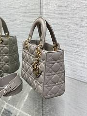 Lady Dior Medium Bag In Gray Leather Size 20 x 8 x 17 cm - 6