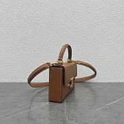 Celine Box Triomphe Bag Brown Size 23 × 5 × 13.5 cm - 2