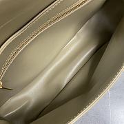 Celine Medium Polly Bag Apricot Size 33 x 19 x 9 cm - 4