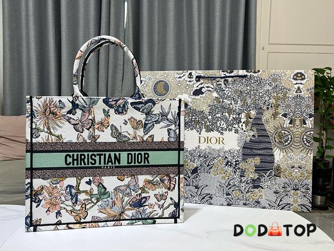 Dior Book Tote Maria Grazia Chiuri Size 42 cm - 1