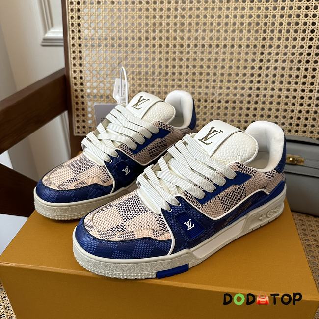 Louis Vuitton Trainer Sneaker In Blue - 1