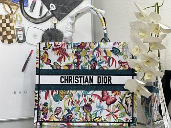 Dior Book Tote Large 06 Size 41 x 35 x 18 cm