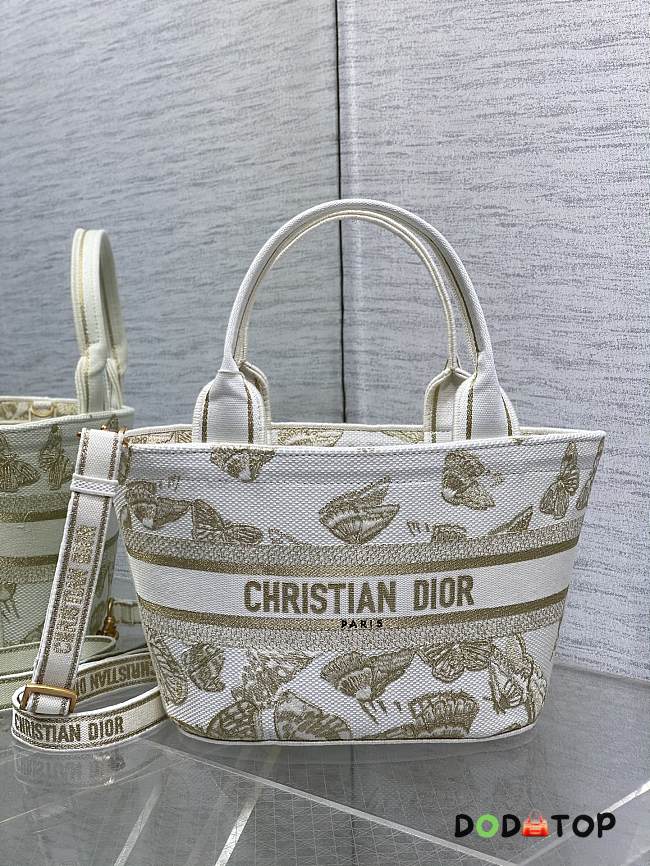Dior Hat Basket Bag White and Gold Size 27 x 20 x 8 cm - 1
