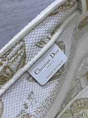 Dior Hat Basket Bag White and Gold Size 27 x 20 x 8 cm - 2
