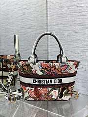 Dior Hat Basket Bag Natural Multicolor Size 27 x 20 x 8 cm - 1