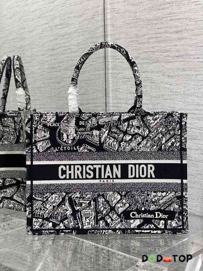 Dior Book Tote Bag Medium 01 Size 36 cm - 1