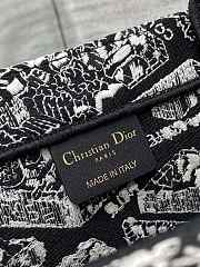 Dior Book Tote Bag Medium 01 Size 36 cm - 4