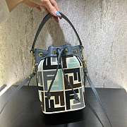 Fendi Mon Tresor Minibag Blue Size 12 x 18 x 10 cm - 4