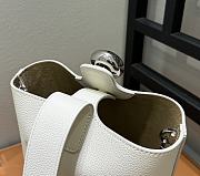 Loewe Mini Leather Pebble Bucket Bag White Size 19 cm - 6