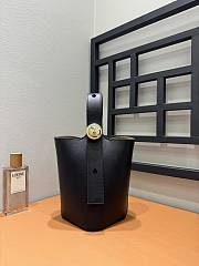 Loewe Mini Leather Pebble Bucket Bag Black Size 19 cm - 4