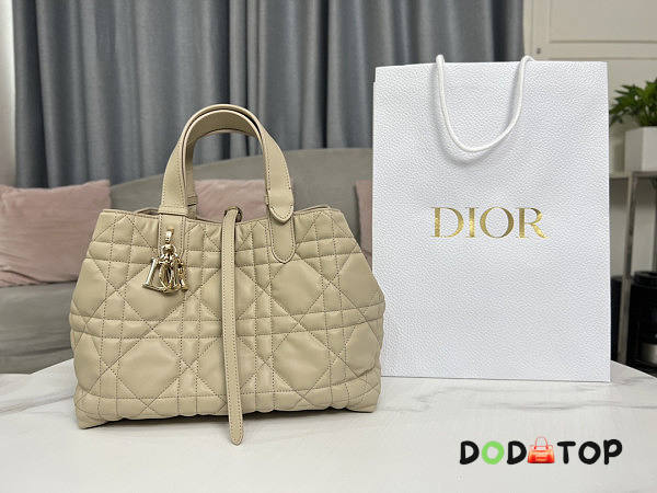 Dior Toujours Medium Bag Beige Size 28.5 cm - 1