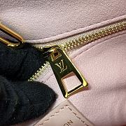 Louis Vuitton Onthego Small Shopping Bag Pink M47135 Size 25 x 19 x 11.5 cm - 4