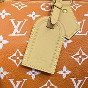 Louis Vuitton Speedy 9 Bandoulière 40 M24422 Orange Size 40 x 26 x 23 cm - 4